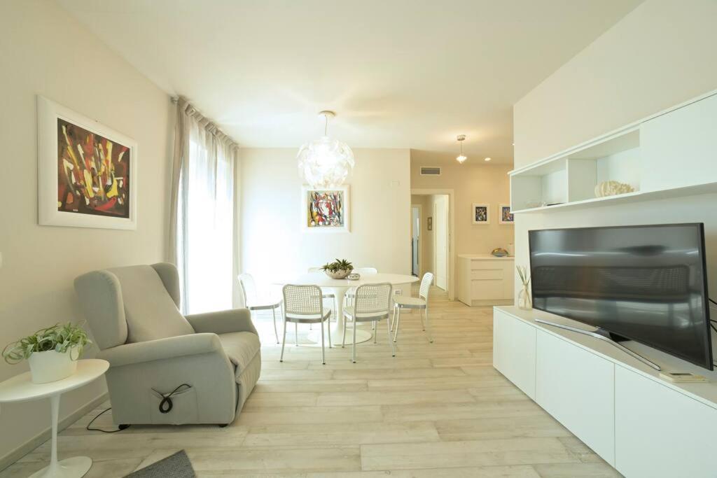 Luxury Apartament Con Garage Vista Mare Alassio Per 6 Persone Exteriér fotografie